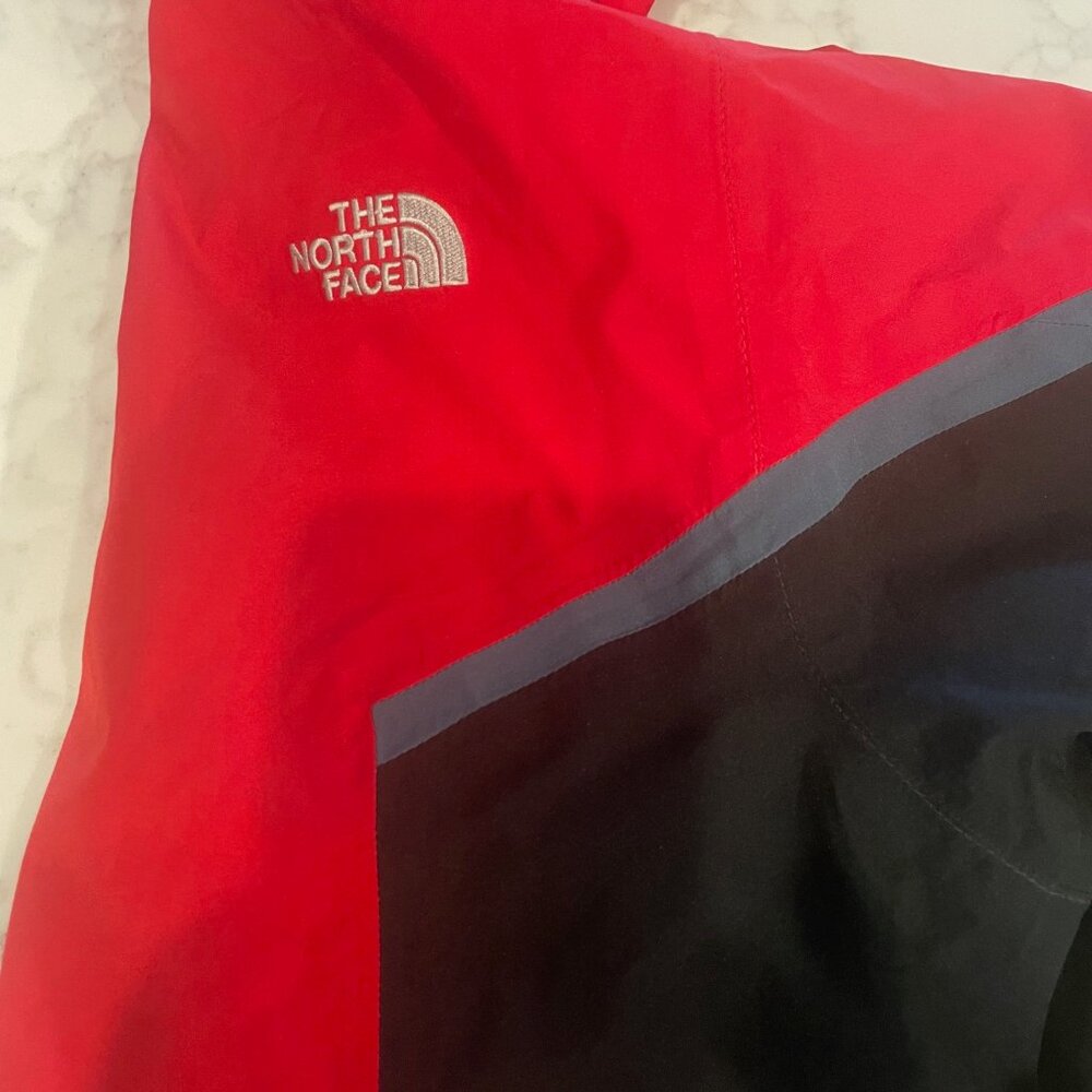 Boys North Face Red Large HyVent Jacket